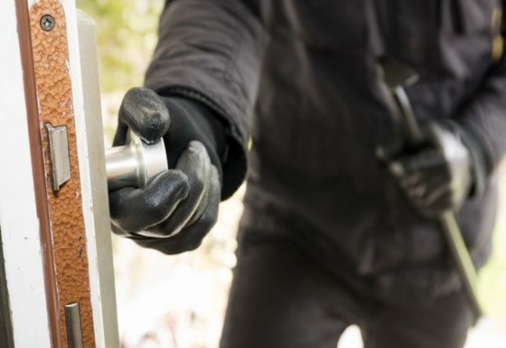 Au furat scule şi unelte de peste 15.000 de lei dintr-un atelier din Odorheiu Secuiesc