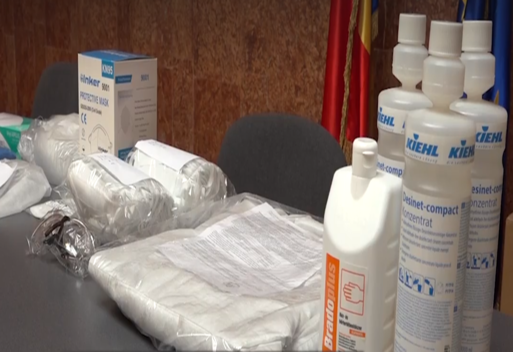 Consiliul Județean Harghita a achiziționat echipamente de protecție și dezinfectanți pentru medicii de familie și pentru medicii dentiști.