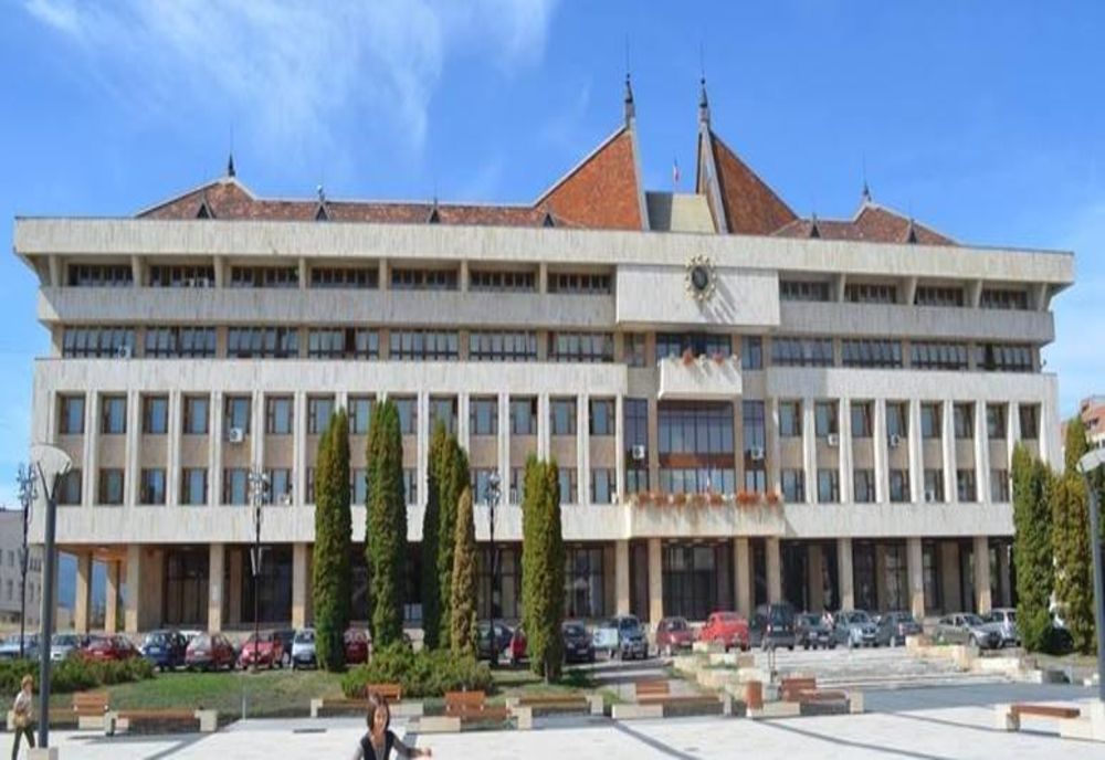 Se reia activitatea la CJ Harghita. Instituția a fost dezinfectată după ce o angajată a fost diagnosticată cu COVID-19