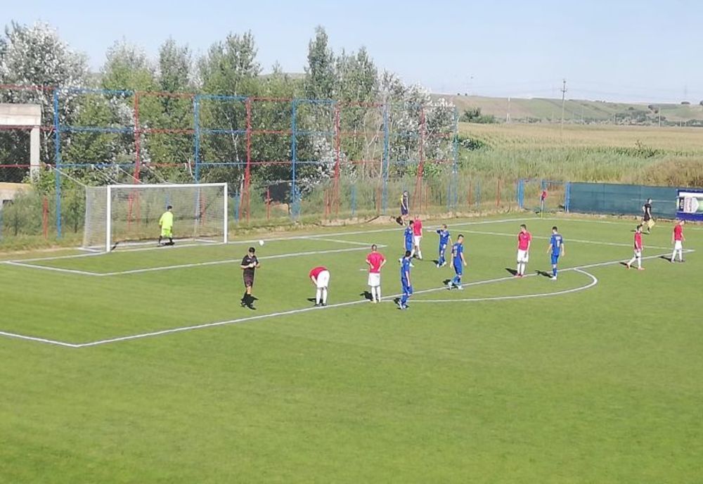 Corona Brașov, victorie de curtea școlii, la 16 goluri diferență!