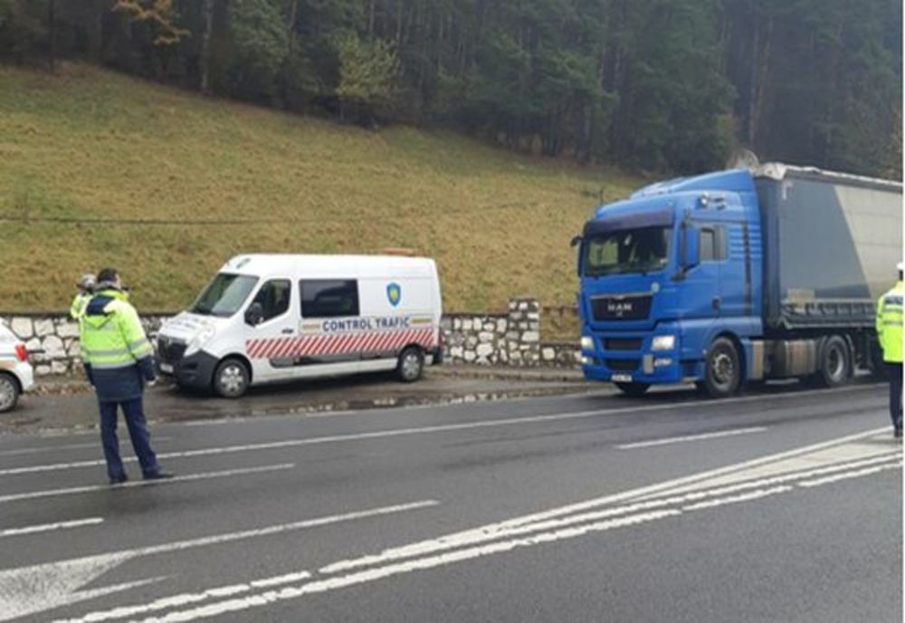 În două zile, polițiștii din Harghita au verificat peste 500 de autovehicule și au dat amenzi de aproape 60.000 de lei