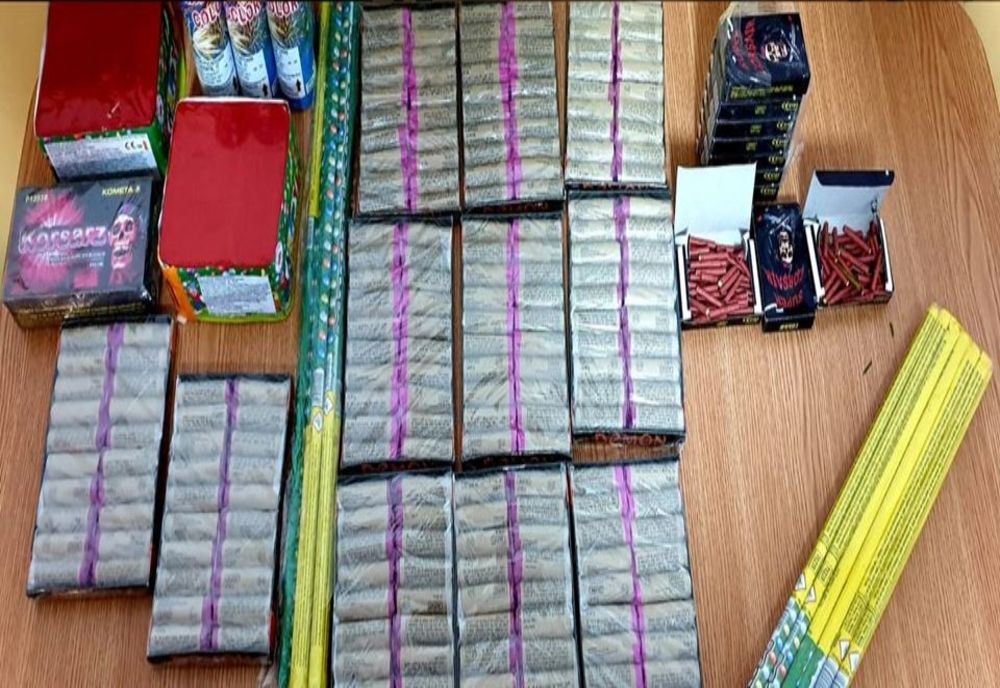 Bărbat din Covasna cu dosar penal după ce a vrut să vândă articole pirotehnice la Tușnad Băi