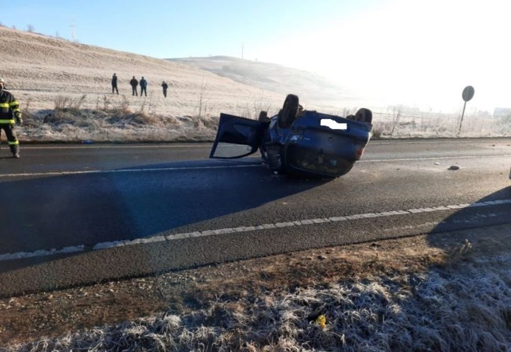 Mașină răsturnată, la Miercurea Ciuc