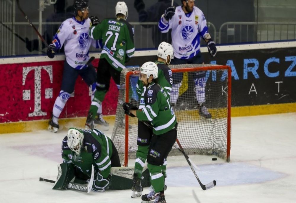 HOCHEI: Csikszereda conduce cu 3-1 în semifinalele Erste Liga