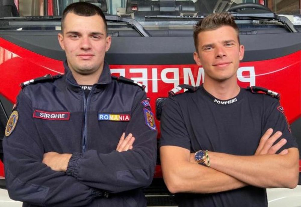 Doi angajați ISU Harghita, eroi și în timpul liber!