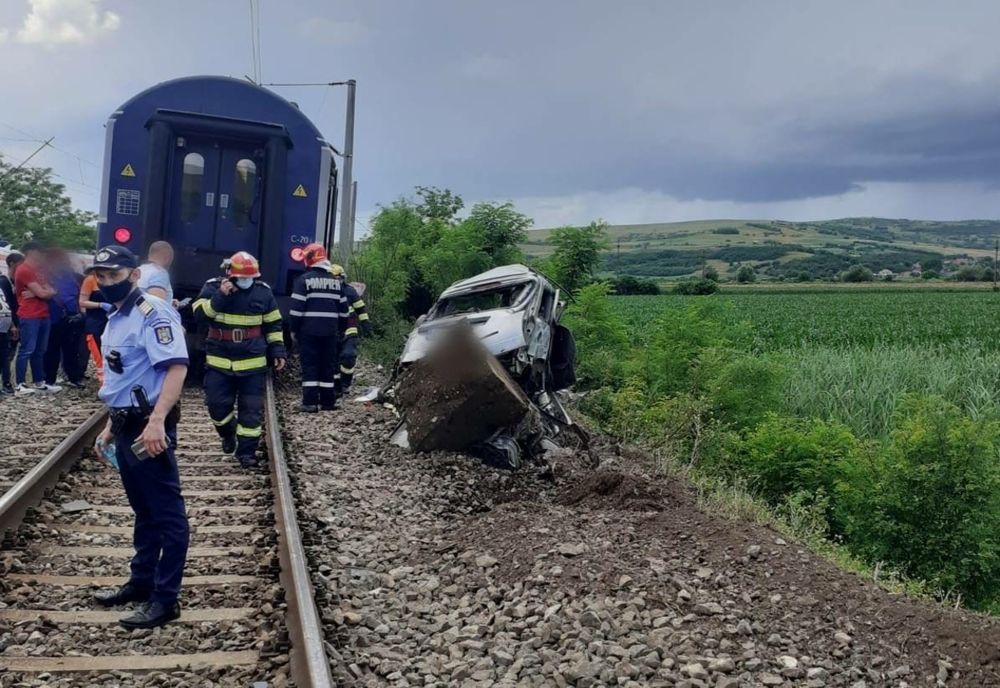 Două persoane au murit carbonizate în urma accidentului feroviar de la Miercurea Ciuc, în care a fost implicat trenul Iaşi - Braşov