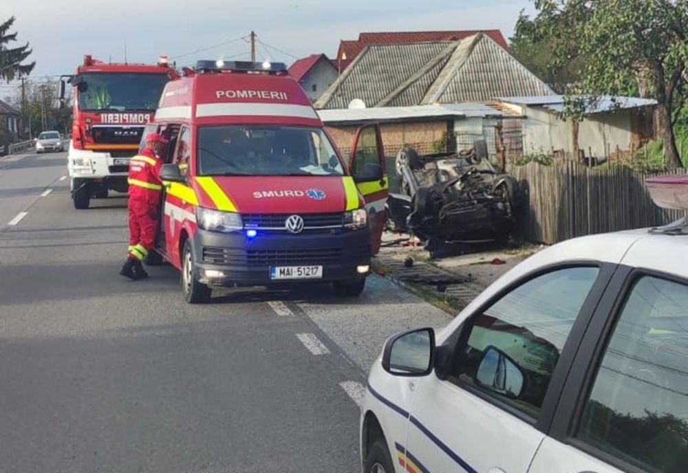 Șoferițe rănite în două accidente rutiere produse pe DN 13A