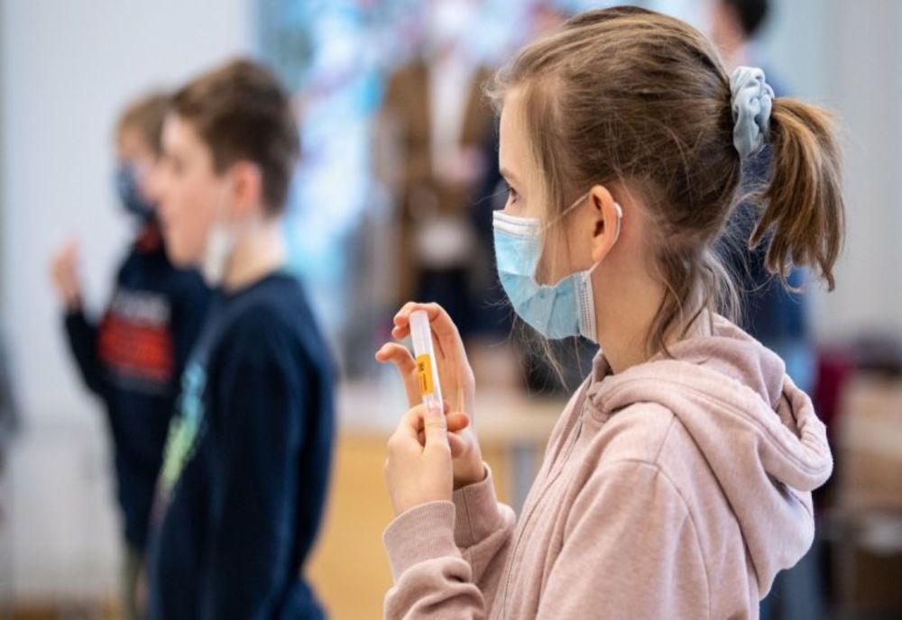 Avertisment: În valul Omicron a crescut de patru ori numărul copiilor internaţi din cauza COVID