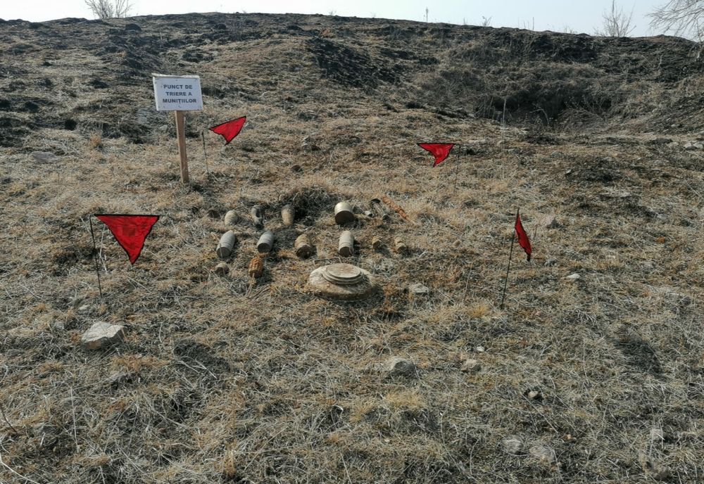 Explozie controlată, la Cârța