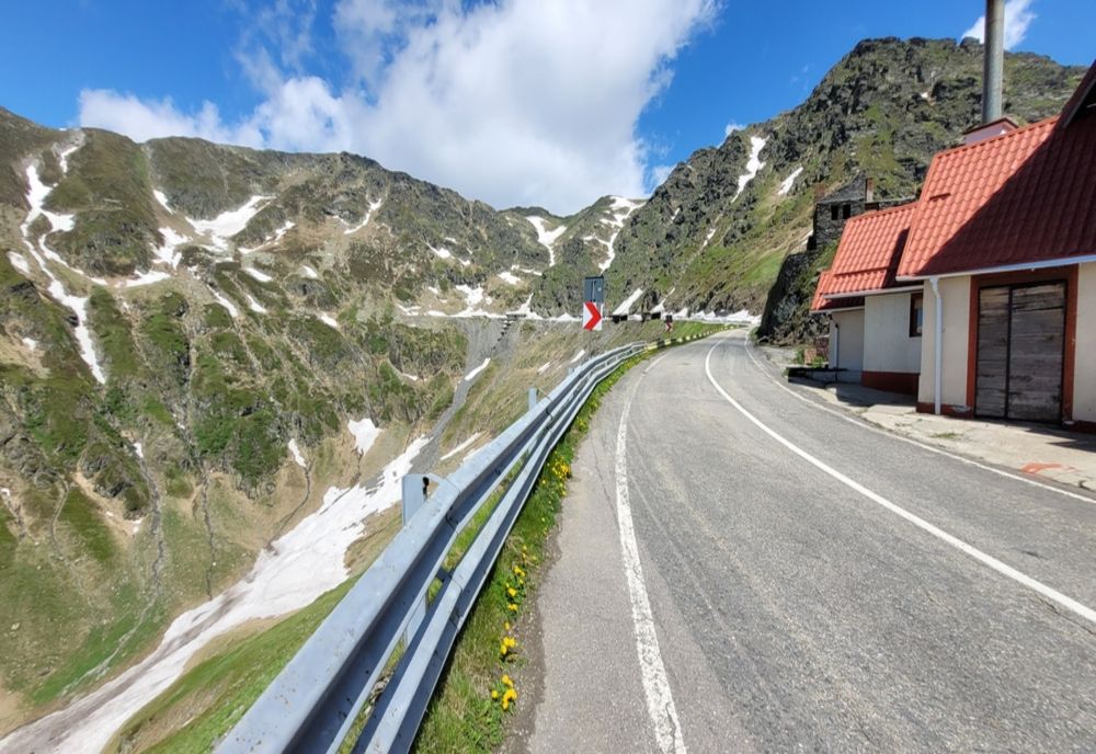 VIDEO De mâine dimineață se redeschide circulația pe Transfăgărășan!