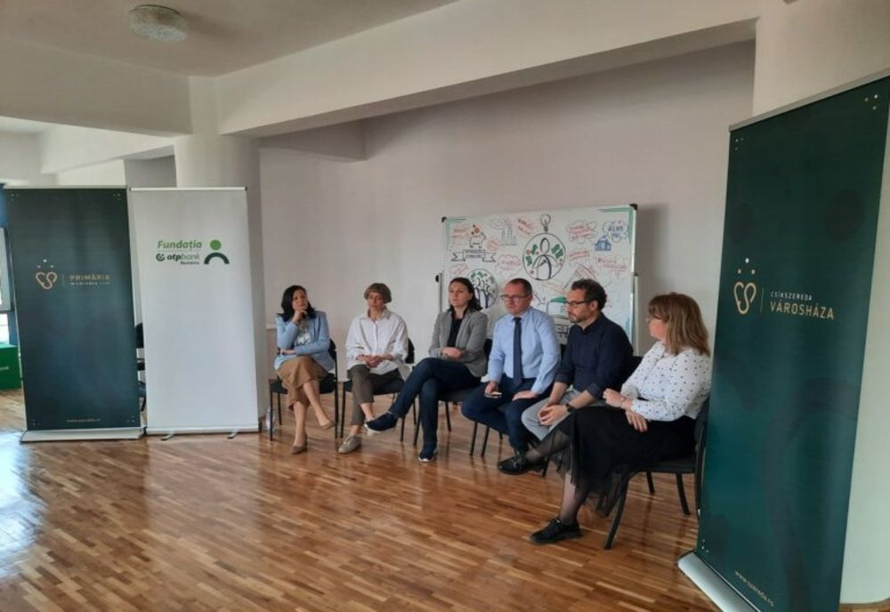 Cursuri de educație financiară pentru elevii de gimnaziu și liceu din Miercurea Ciuc