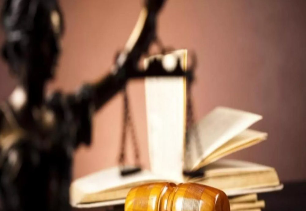 La Gheorgheni, un grup de elevi și părinții acestora își caută dreptatea