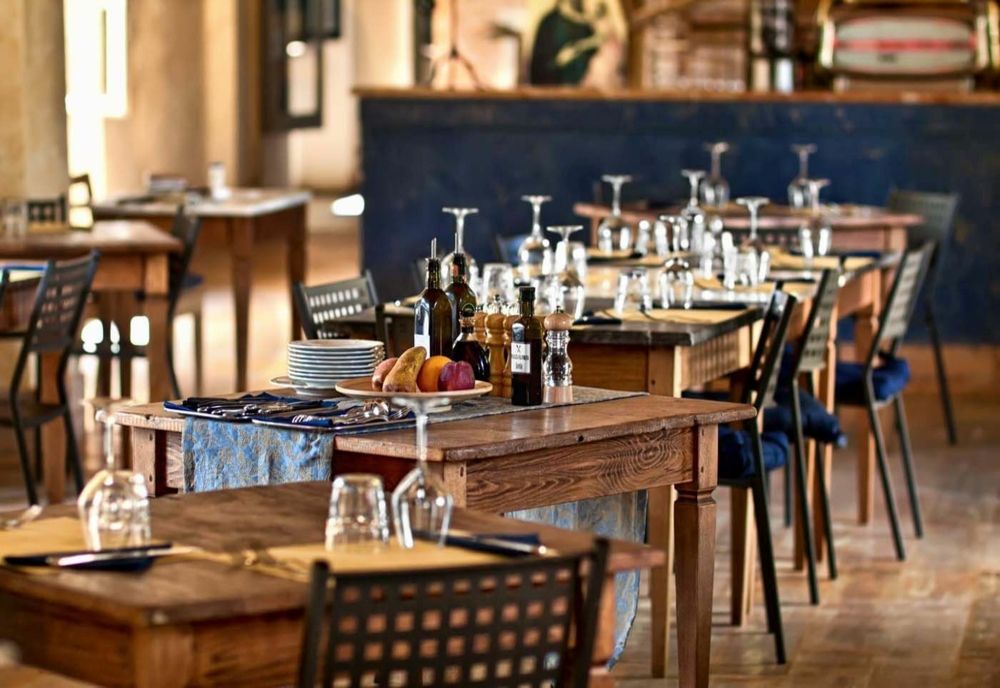 Notă de plată exagerată plătită de un turist care a mâncat la un restaurant din zona Transfăgărășan (FOTO)