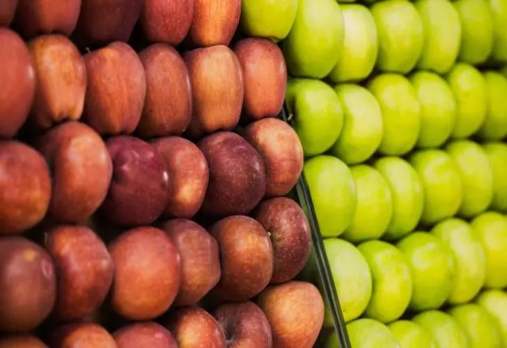 Diferența dintre merele verzi și cele roșii. Care sunt mai sănătoase