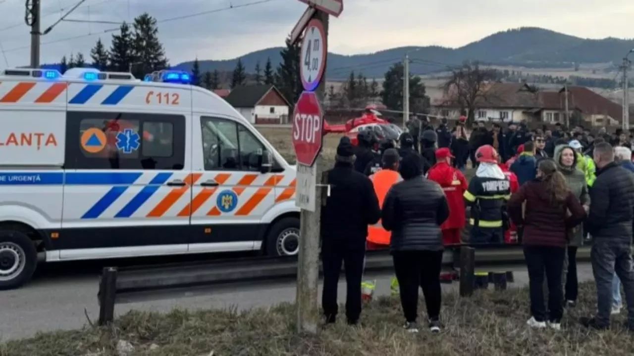 Accident feroviar grav la Miercurea Ciuc: o mamă a murit, iar patru oameni, printre care trei copii, au fost răniți