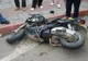 Beat şi fără permis, a căzut cu scuterul