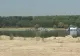 Operațiunea de pe brațul Bala intră în faza decisivă. Prima barjă ar putea fi scufundată la ora 15:00